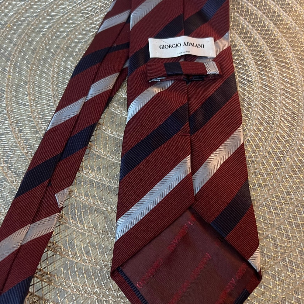 NWOT Giorgio Armani Silk Burgundy and Silver Diagonal Tie